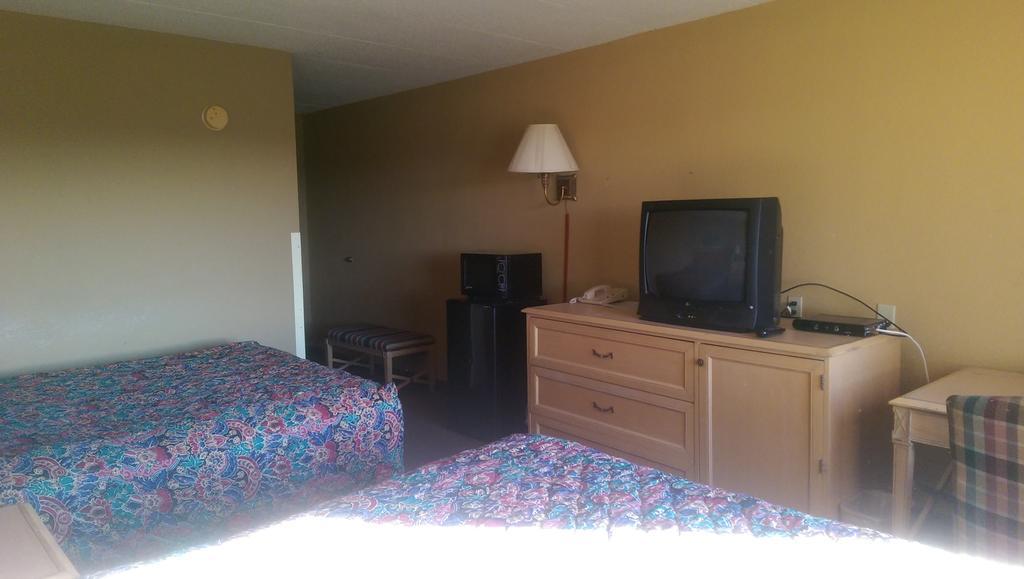 Days Inn & Suites By Wyndham Caseyville Ruang foto